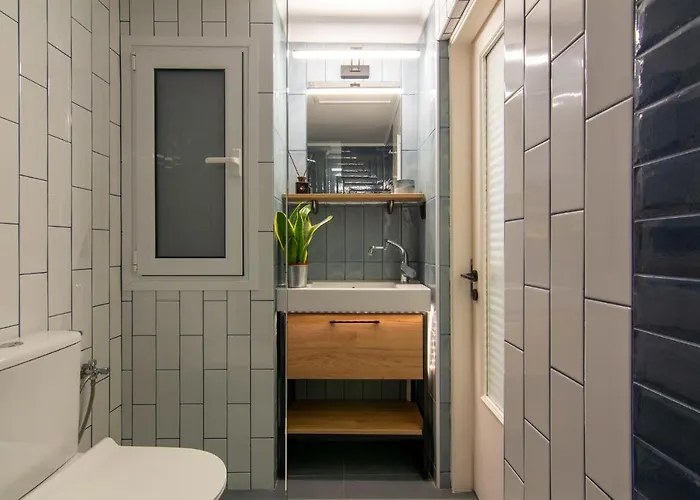 48, Cozy In Center Apartman *